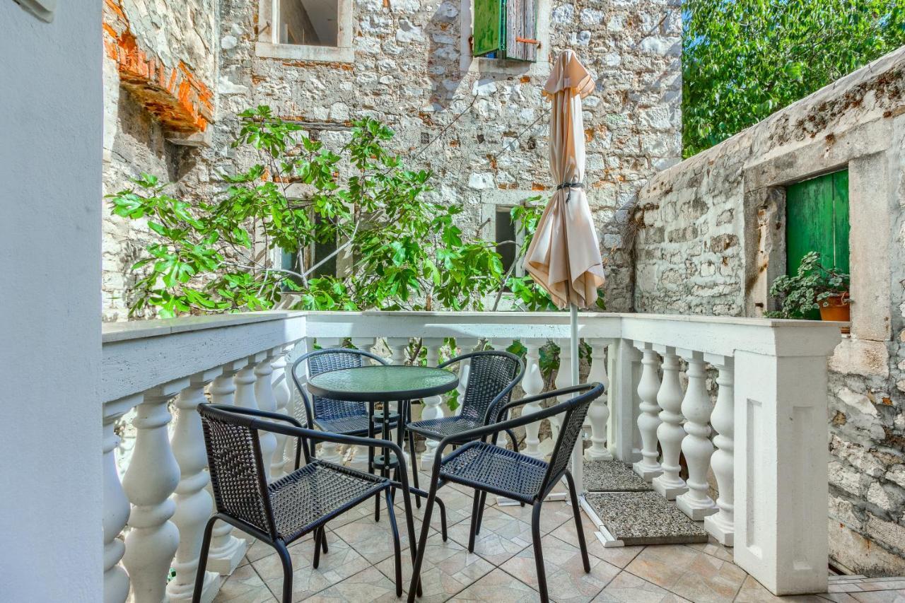 Apartmán Old Stone House St Lawrence In The Heart Of Sibenik'S Old Town Exteriér fotografie