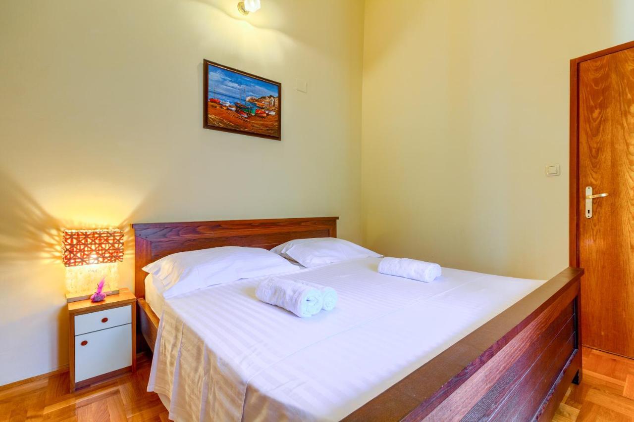 Apartmán Old Stone House St Lawrence In The Heart Of Sibenik'S Old Town Exteriér fotografie