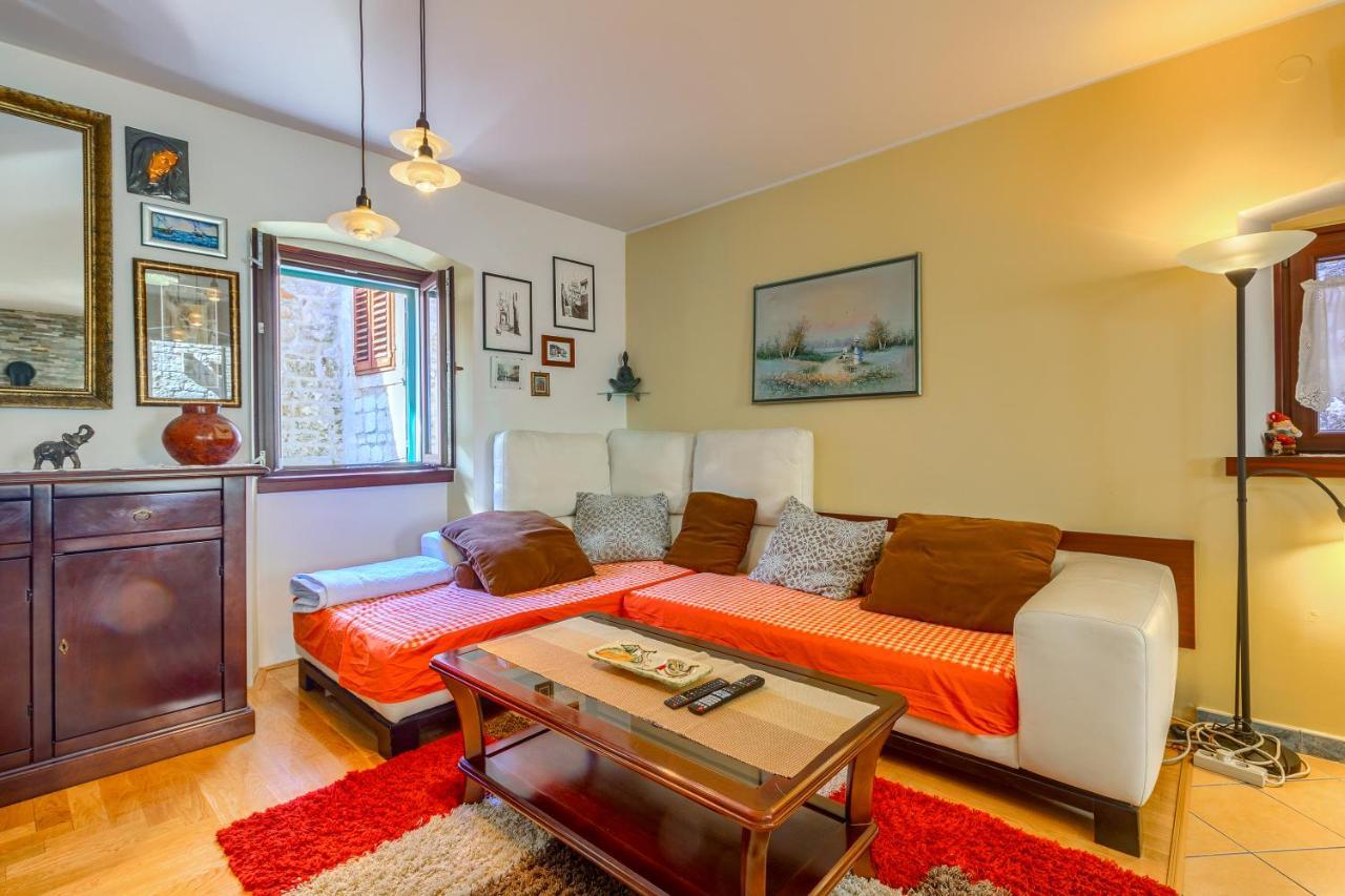 Apartmán Old Stone House St Lawrence In The Heart Of Sibenik'S Old Town Exteriér fotografie