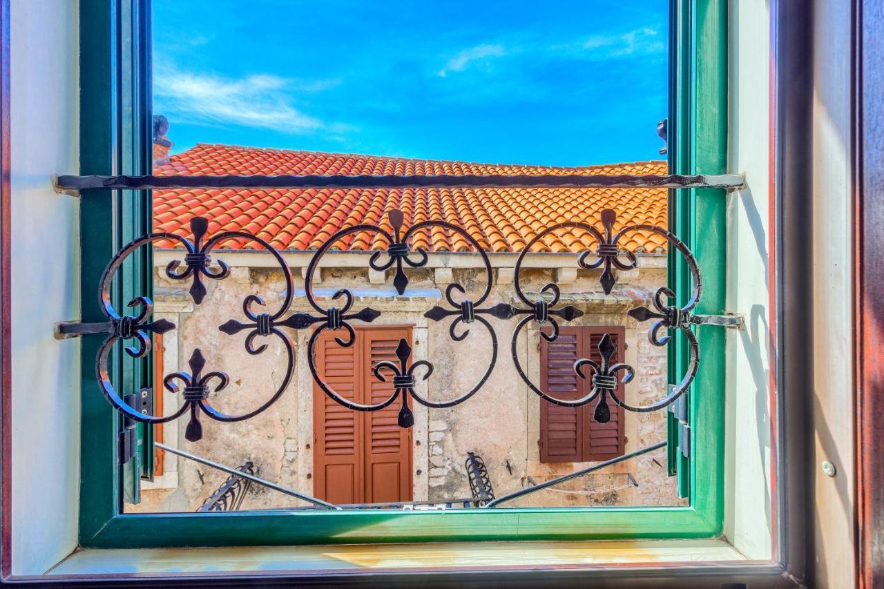 Apartmán Old Stone House St Lawrence In The Heart Of Sibenik'S Old Town Exteriér fotografie